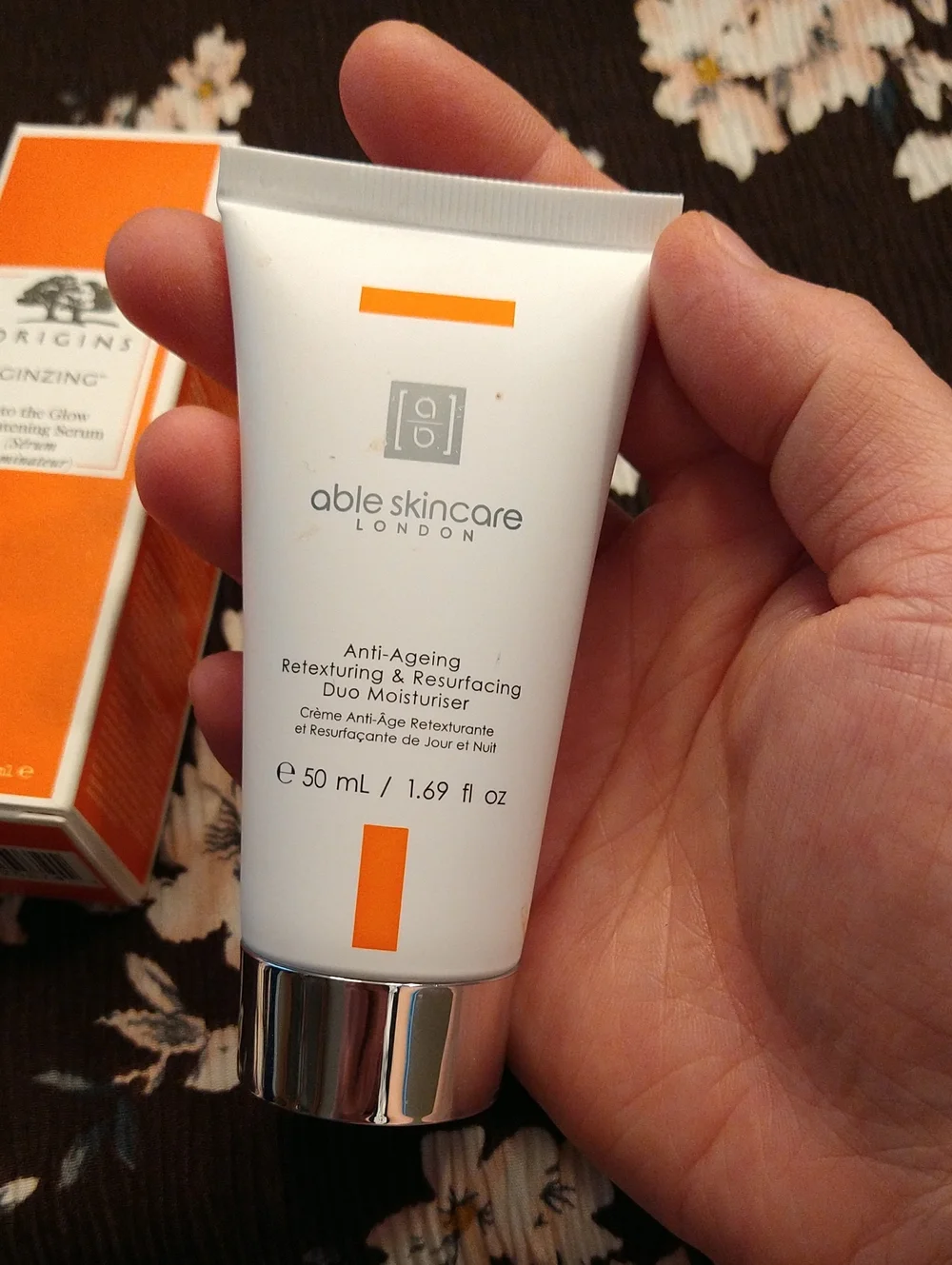 2PC ORIGINS -GINZING™Into The Glow Brightening Serum +Able Skincare